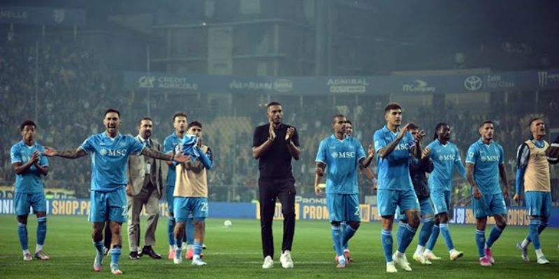 Đoàn quân Antonio Conte vượt qua mọi khó khăn