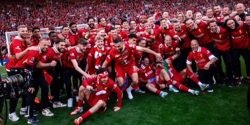 Liverpool thiết lập cột mốc mới tại NHA